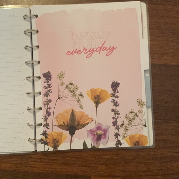 Happy Planner Notebook - Picture 3 of 7